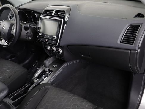 Used 2020 Mitsubishi Outlander Sport SE image 18