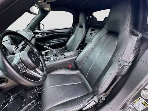 Used 2020 MAZDA MX-5 Miata Grand Touring RWD image 21