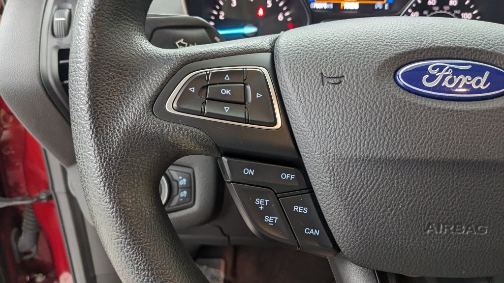 Certified 2018 Ford Escape SE FWD image 31