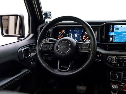 Used 2025 Jeep Wrangler Unlimited Rubicon 392 image 59