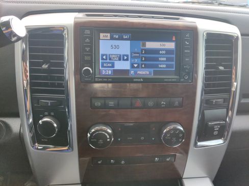 Used 2011 RAM 2500 Laramie w/ Cold Weather Group image 20