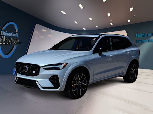 Used 2022 Volvo XC60 T8 Polestar w/ Protection Package Premier image 8