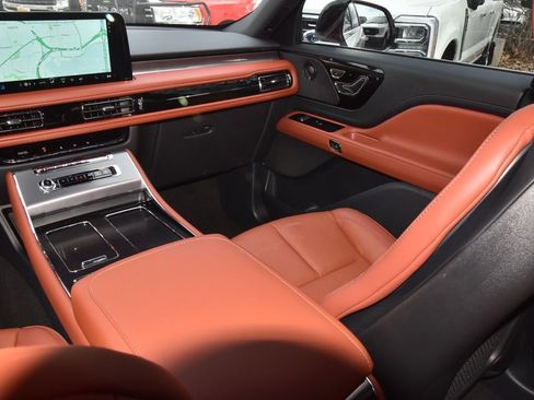 New 2026 Lincoln Aviator Reserve image 18