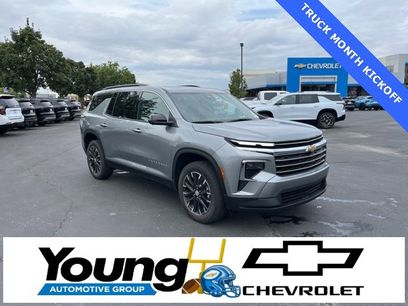New 2026 Chevrolet Traverse LT w/ Sun and Wheel Package