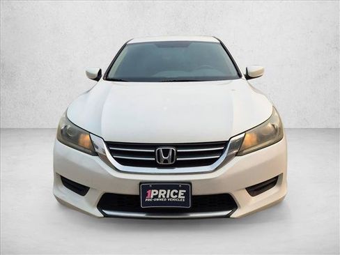 Used 2014 Honda Accord LX image 2