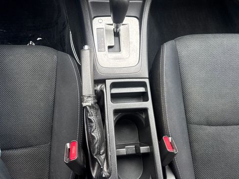 Used 2014 Subaru Crosstrek 2.0i Premium AWD/4WD image 23