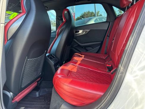 Used 2020 Audi S4 Premium Plus w/ Premium Plus Package AWD/4WD image 17