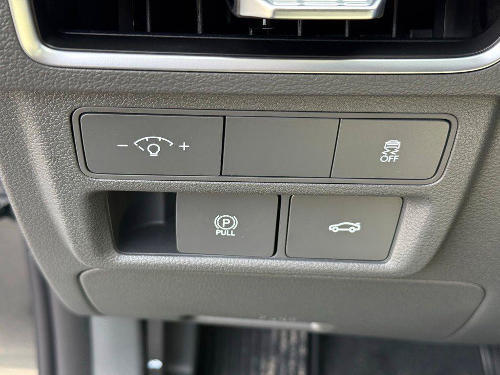New 2026 Hyundai Sonata SEL FWD image 24