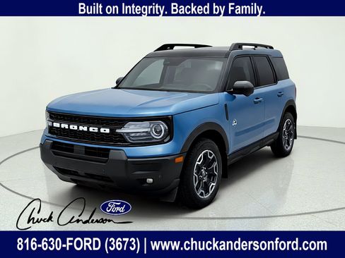 Used 2025 Ford Bronco Sport Outer Banks w/ Outer Banks Tech Package+ AWD/4WD image 1