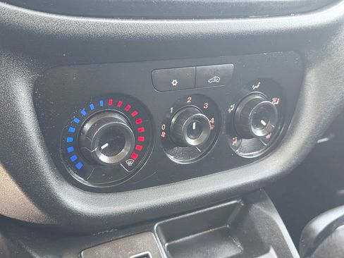 Used 2022 RAM ProMaster City Tradesman FWD image 25