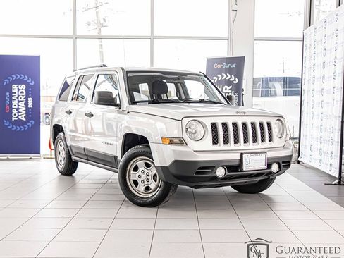 Used 2012 Jeep Patriot Sport image 3