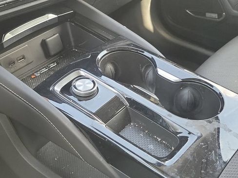 Used 2025 Buick Envision Sport Touring AWD/4WD image 29