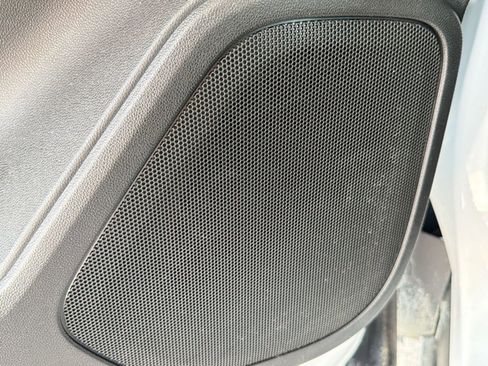 Certified 2025 Chevrolet Blazer LT FWD image 21