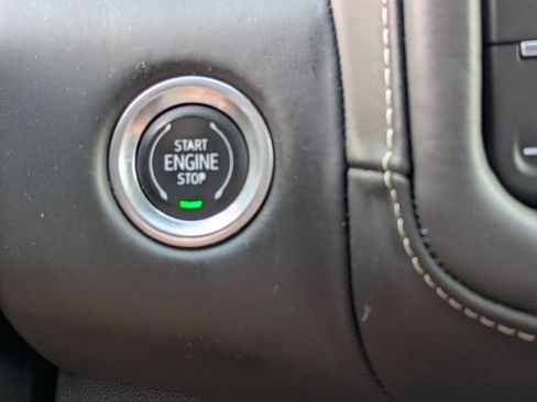 Used 2024 GMC Yukon Denali Ultimate AWD/4WD image 37
