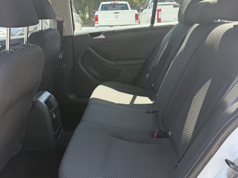 Used 2014 Volkswagen Jetta S FWD image 11
