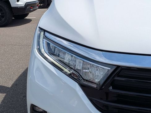 Used 2024 Honda Odyssey Elite image 9