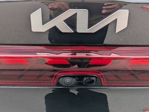 Used 2023 Kia K5 GT-Line w/ GT-Line Premium Package image 5