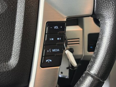 Used 2014 Ford F150 Platinum AWD/4WD image 18