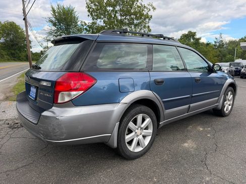 Used 2008 Subaru Outback 2.5i L.L. Bean AWD/4WD image 4
