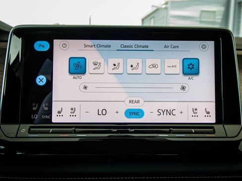 New 2026 Volkswagen Atlas SE FWD image 47