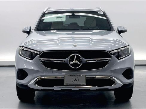Used 2026 Mercedes-Benz GLC 300 image 3