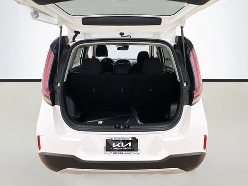 New 2025 Kia Soul LX w/ LX Technology Package image 23
