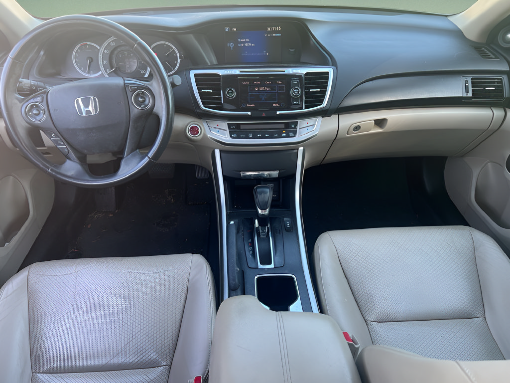 Used 2015 Honda Accord EX-L image 17