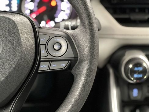 Used 2019 Toyota RAV4 XLE w/ All Weather Liner Package image 37