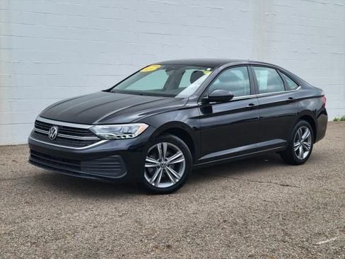 Used 2024 Volkswagen Jetta SE FWD image 1