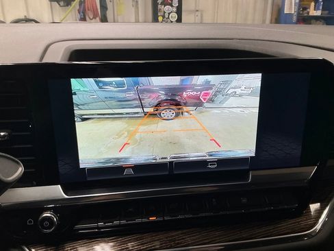 Certified 2024 GMC Sierra 1500 Elevation w/ LPO, Elevation Black Package image 23