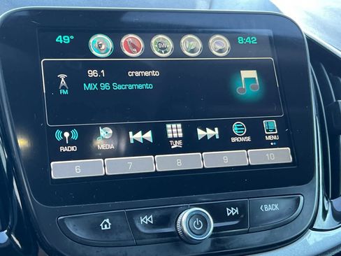 Used 2018 Chevrolet Volt LT image 19