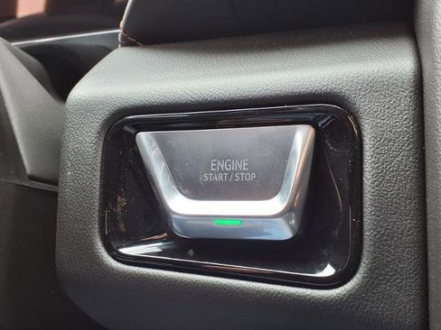 New 2026 GMC Yukon XL AT4 w/ AT4 Premium Plus Package AWD/4WD image 10