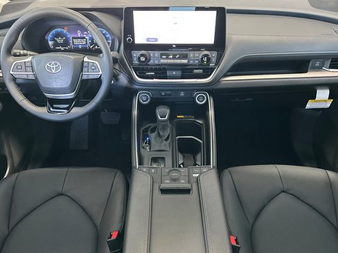 New 2026 Toyota Grand Highlander AWD image 14