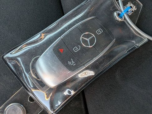 Used 2025 Mercedes-Benz GLA 250 image 37