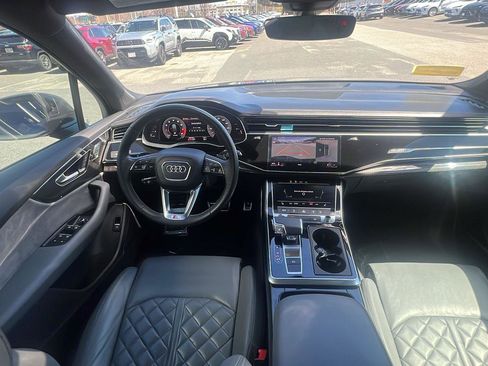 Used 2021 Audi SQ7 Premium Plus w/ Driver Assistance Package AWD/4WD image 26