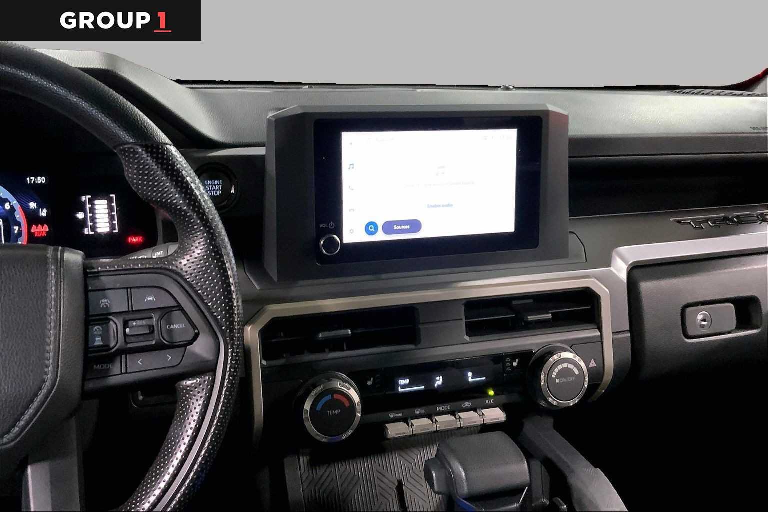 Certified 2025 Toyota Tacoma SR5 AWD/4WD image 7
