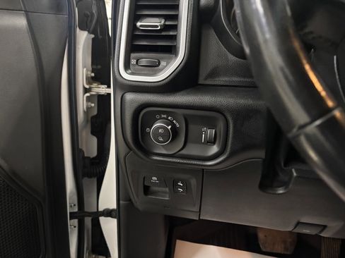 Used 2021 RAM 1500 Big Horn image 16