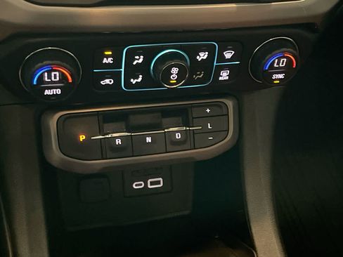Used 2020 GMC Acadia AT4 w/ Driver Alert Package II AWD/4WD image 19