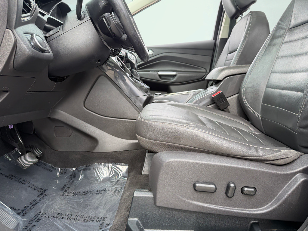 Used 2016 Ford Escape Titanium AWD/4WD image 26