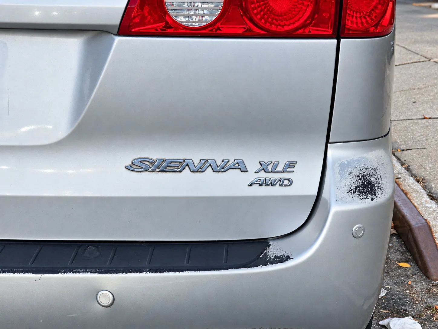 Used 2008 Toyota Sienna XLE AWD/4WD image 15