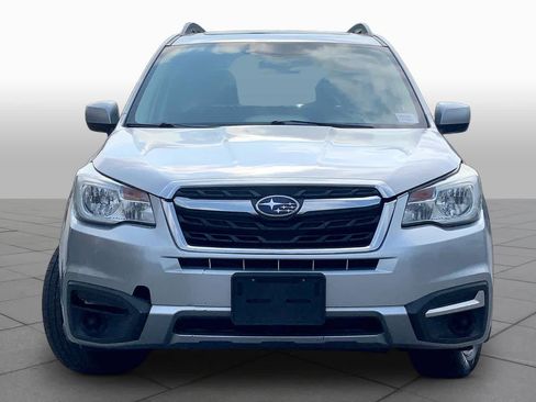 Used 2018 Subaru Forester 2.5i Premium w/ All-Weather Package AWD/4WD image 4