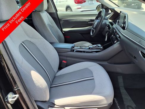 Used 2022 Hyundai Sonata SE w/ Cargo Package FWD image 12
