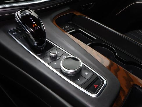 Used 2023 Cadillac Escalade Sport Platinum w/ LPO, Floor Liner Package AWD/4WD image 33