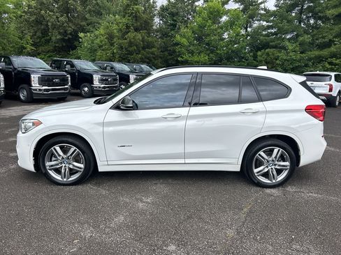 Used 2017 BMW X1 sDrive28i FWD image 8