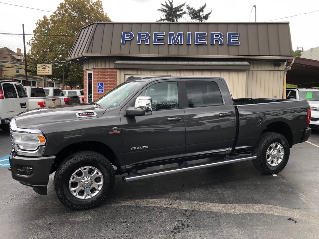 Used 2024 RAM 2500 Laramie w/ Safety Group AWD/4WD image 2