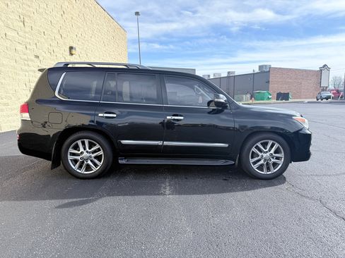 Used 2013 Lexus LX 570 4WD image 6