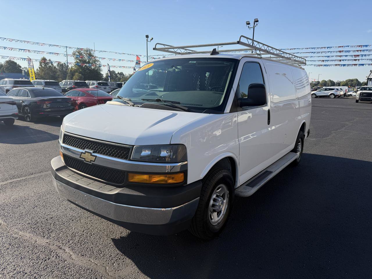 Used 2021 Chevrolet Express 2500 w/ Driver Convenience Package RWD image 12