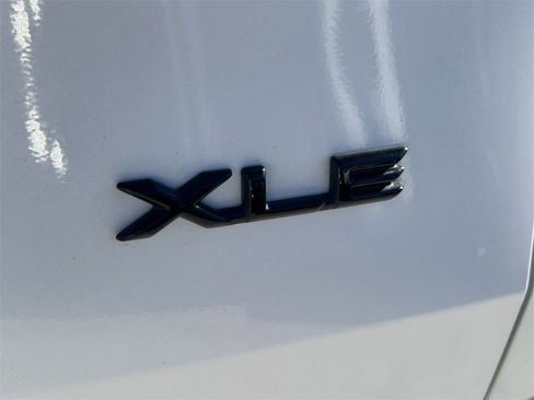 Used 2024 Toyota Grand Highlander XLE image 14