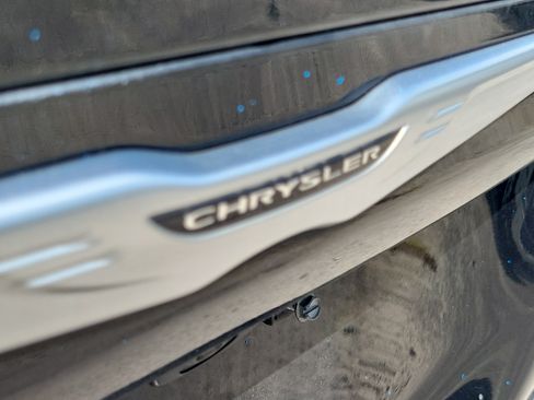 Used 2023 Chrysler Voyager LX FWD image 10