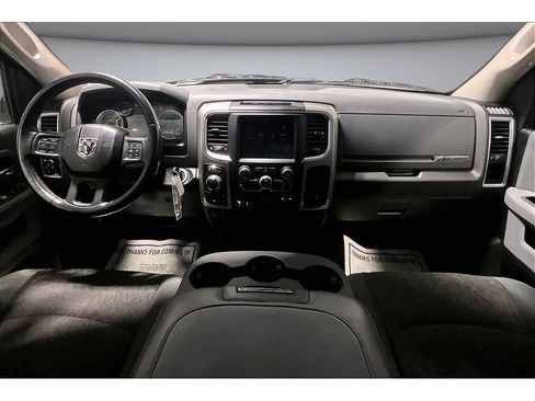 Used 2019 RAM 1500 Big Horn AWD/4WD image 16